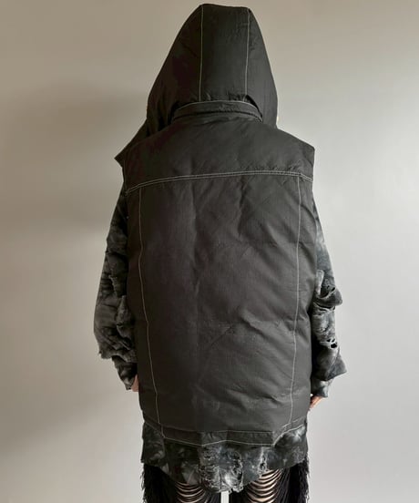 【USED】 Stitch Design Down Vest / 251227-013