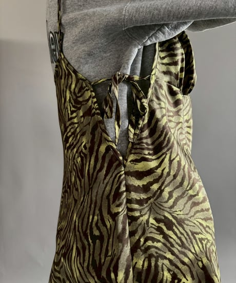 【USED】 VICTORIA'S SECRET Zebra Pattern Camisole /251206-014