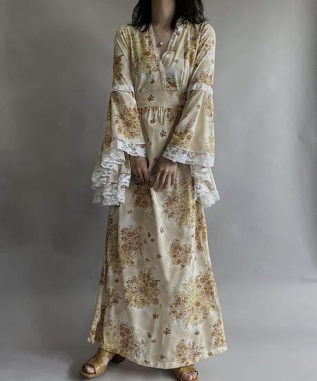【USED】 Flower Pattern Flare Sleeve  Poly One-piece / 230506-026