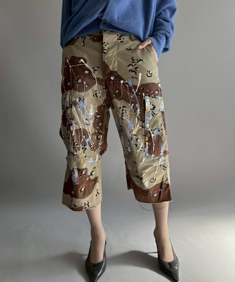 【USED】 Military Camouflage Painted Cut off Shorts / 251108-017