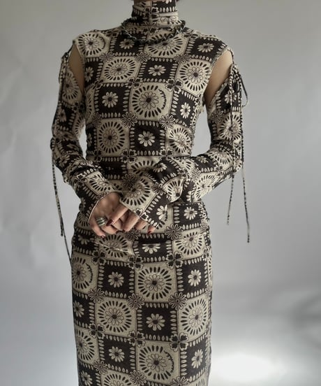 【USED】 Flower Patterned Sleeve Convertible Tight Long One-Piece /241130-003