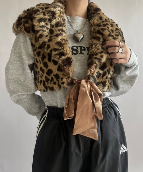 【USED】 Leopard Patterned Fake Fur Vest /241221-001