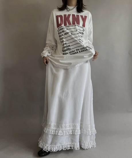 【USED】  DKNY T-shirt / 230520-010
