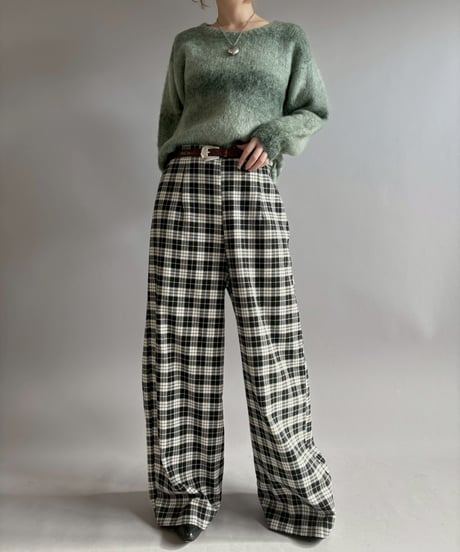 【USED】 Gradient Color Knit / 260117-014