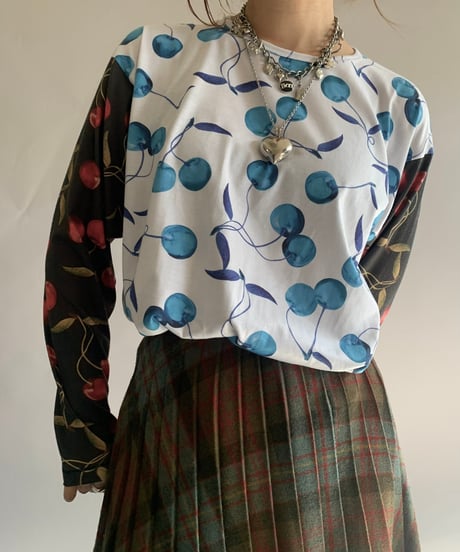 【USED】 CHOPOVA LOWENA Cherry Print Top/241124-010
