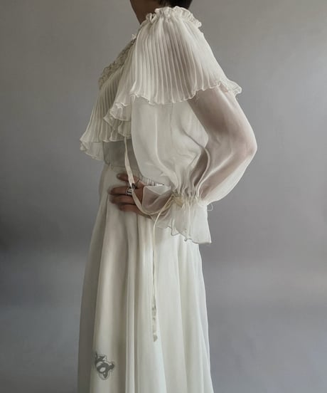 【Mashup Products】 Silk Screen Sheer Long  One-Piece /  240217-003