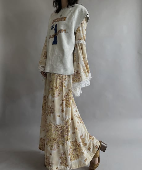 【USED】 Flower Pattern Flare Sleeve  Poly One-piece / 230506-026