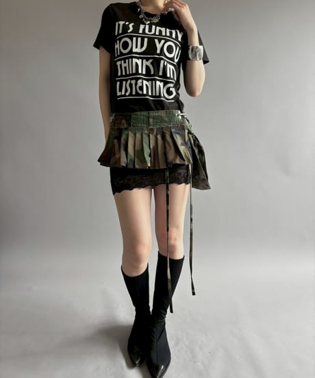 【USED】 RESIZED IT'S FUNNY HOW YOU THINK I'M LISTENING T-Shirt / 260627-004