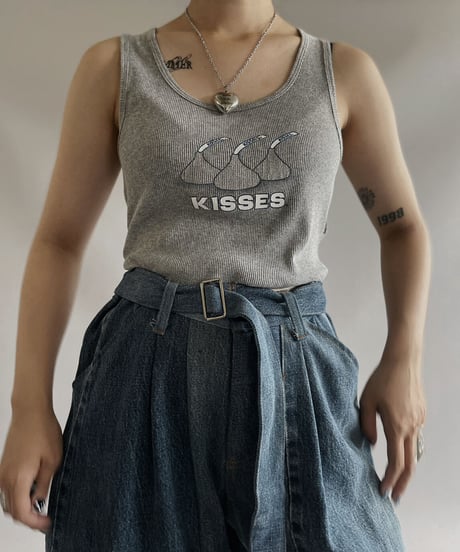 【USED】 KISSES Tank Top   / 230928-007