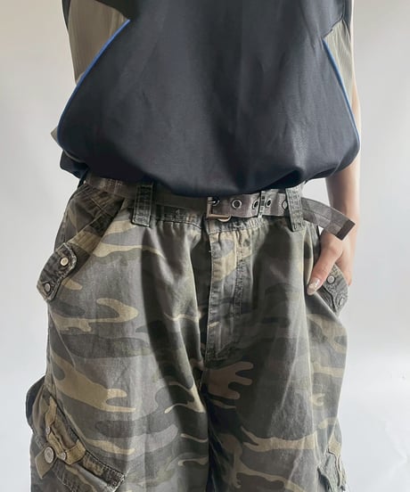 【USED】 Camouflage Wide Cargo Shorts /250712-014