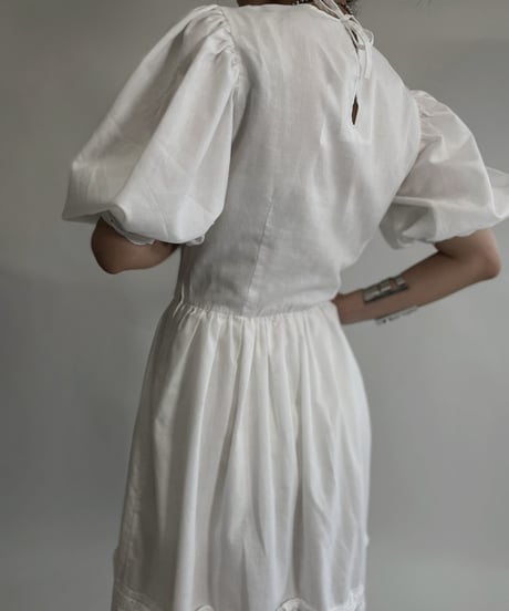 【USED】 White Cotton Sleeved One-piece / 220702-019