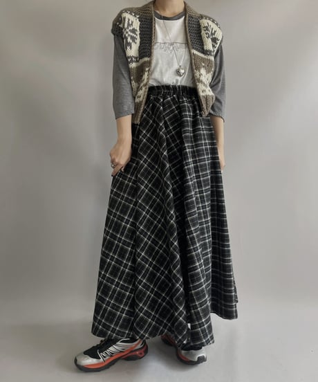 【USED】 heart Design Acrylic Knit Vest/ 231021-009