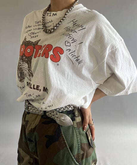 【USED】 Made in USA 90's HOOTERS T-Shirt /240824-033