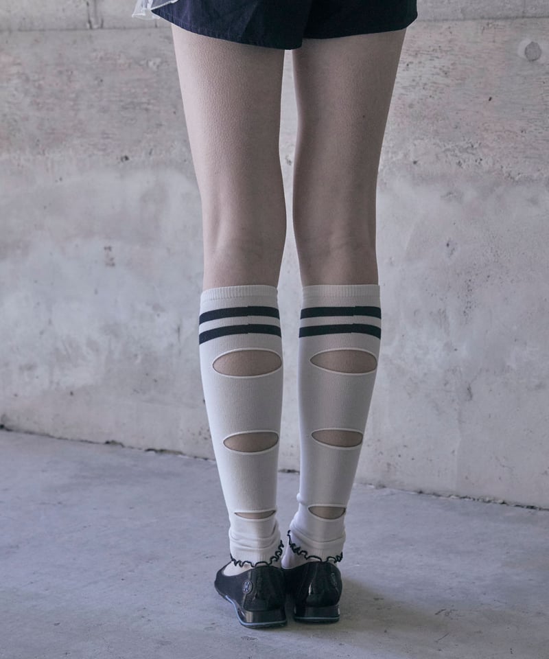 最終価格 chinatsu aoyama リメイクジャージ レッグウォーマー NEW】Chinatsu Aoyama × UMBRO Leg Warmer Off Whi