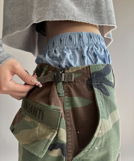 【USED】 Military Camouflage Painted Cut off Shorts / 251108-016