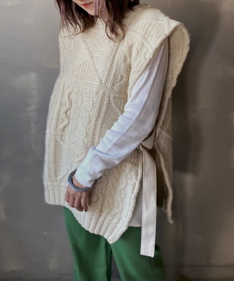【RE;CIRCLE】Cable Knit Vest ① / 201112-016
