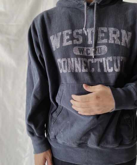 【USED】   Champion Reverse Weave Hoodie WESTERN CONNECTICUT/211007-050