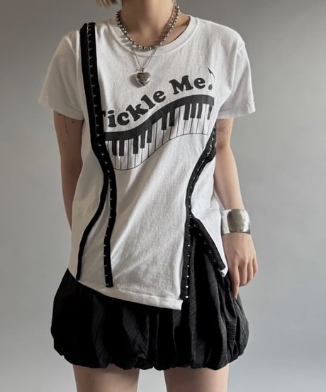 【RE;CIRCLE】 RE Hock Tape T-Shirt  / 250828-006