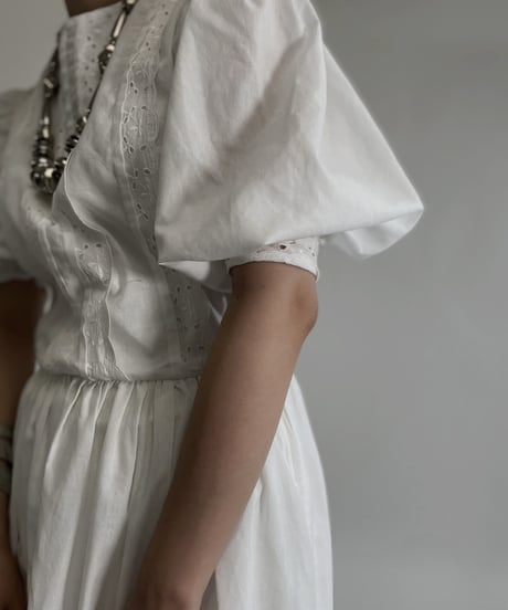 【USED】 White Cotton Sleeved One-piece / 220702-019