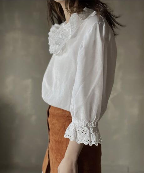 【USED】　White Cotton L/S Bluse/ 220220-028