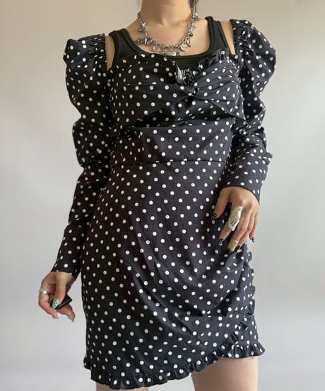 【USED】 SOFIA Dot Pattern Puff Sleeve Mini One-Piece / 260404-025