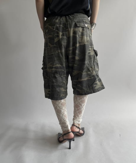 【USED】 Camouflage Wide Cargo Shorts /250712-014
