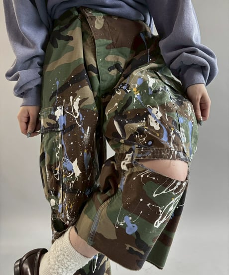 【USED】 Military Camouflage Painted Cut off Shorts / 251101-029