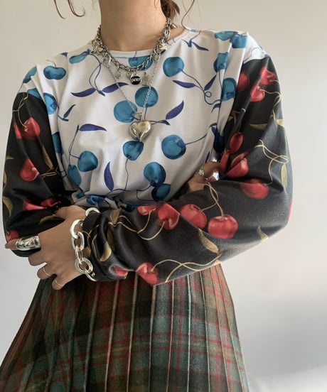 【USED】 CHOPOVA LOWENA Cherry Print Top/241124-010