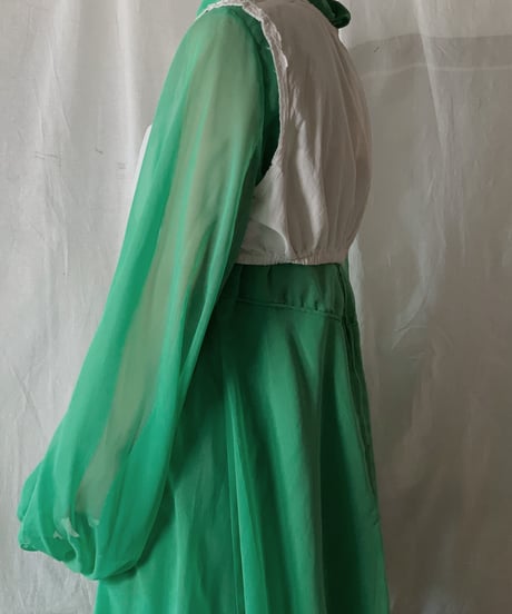 【USED】  White Cotton Tyrol Blouse/210407-022
