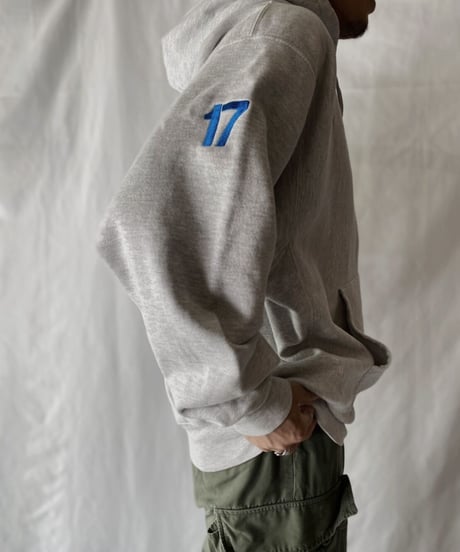 【USED】   Champion Reverse Weave Hoodie GK1/211007-048