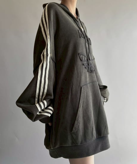 【USED】 adidas by AVAVAV Shoulder less Hoodie /251018-020