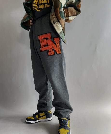【RE;CIRCLE】 RE Wappen Sweatpants / 221103-025