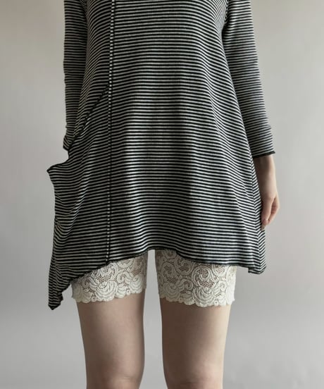 【USED】 Calvin Klein Design Bolder Top / 260314-009