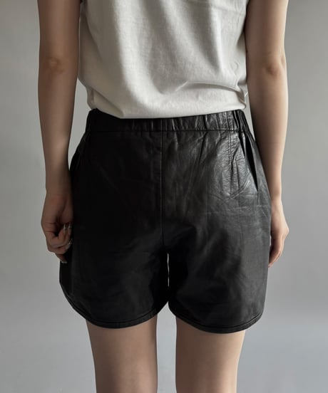 【USED】 Leather Shorts / 250913-003