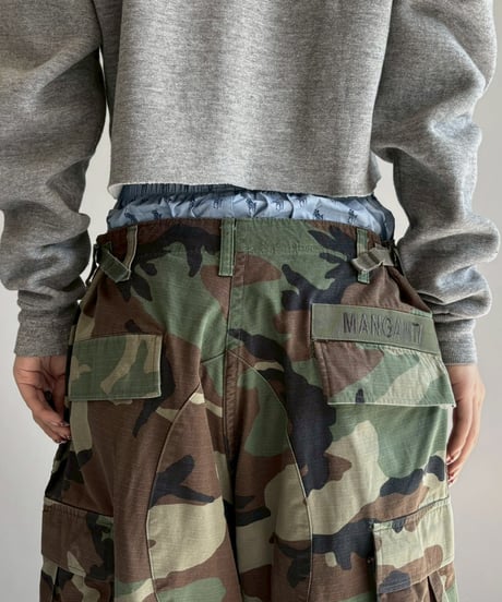 【USED】 Military Camouflage Painted Cut off Shorts / 251108-016