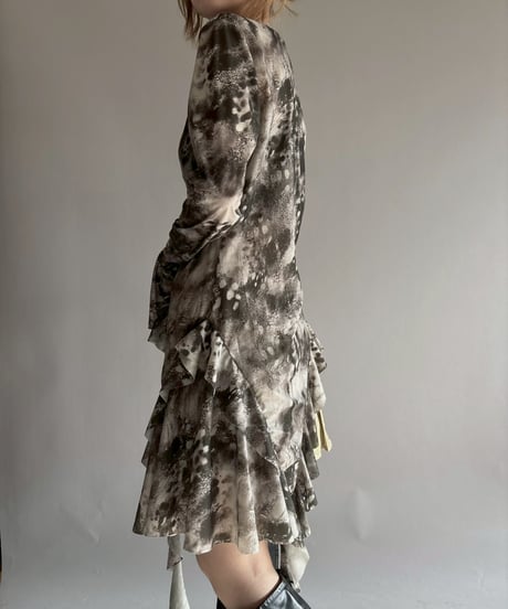 【USED】 Sheer Asymmetry Design Top /251206-021
