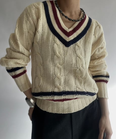 【USED】100% Virgin Wool V Neck Wool Knit Top/241130-025