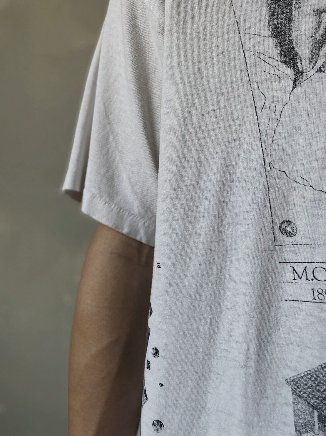 USED】 Made in USA M.C.Escher Art T-shirt /23 USED】 Made in USA M.C.Escher Art T-shirt /23