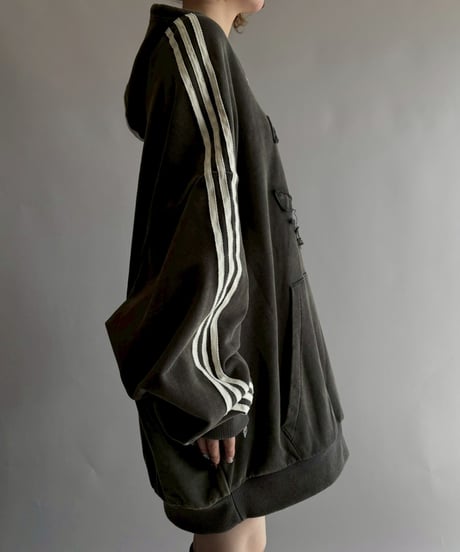 【USED】 adidas by AVAVAV Shoulder less Hoodie /251018-020