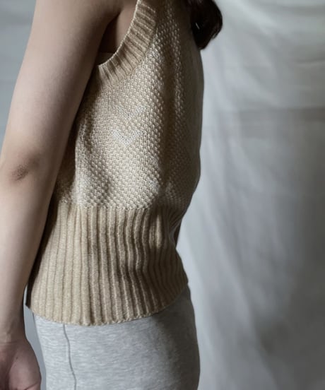 【USED】  Courreges Crochet Knit Vest/211014-042