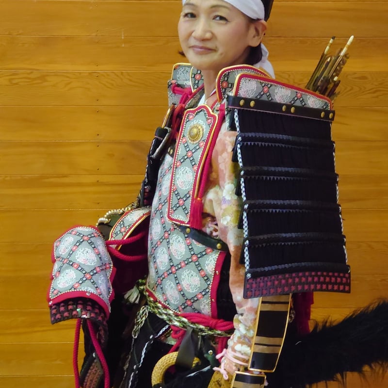 お安くします。平安大鎧 武士の鎧 伝統的な日本の武具(美品) 大鎧をつけた武将 | 日本服飾史