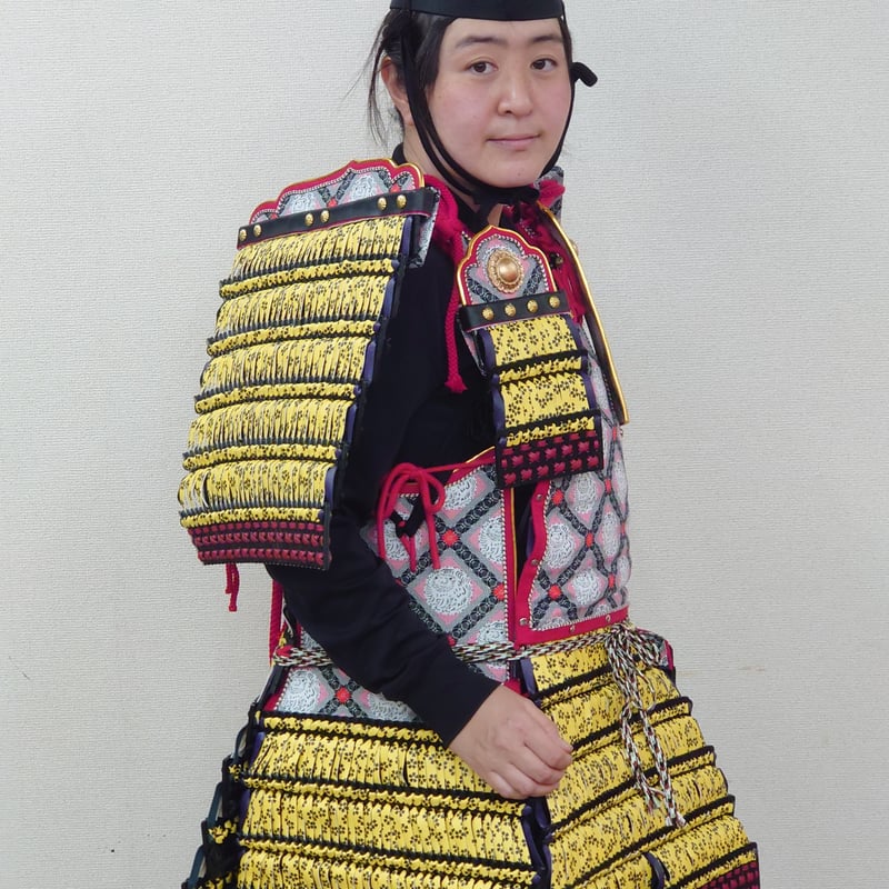 手づくり大鎧 -菅田天神社所蔵 小桜韋縅鎧(武田氏の楯無鎧) 風 手づくり大鎧 -菅田天神社所蔵 小桜韋縅鎧(武田氏の楯無鎧) 風