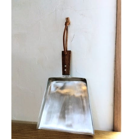 ちりとり | STORES