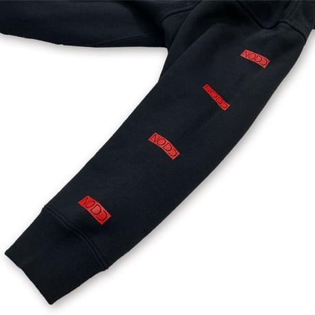 PASSION RED【BOX PULL HOODIE BLACK】