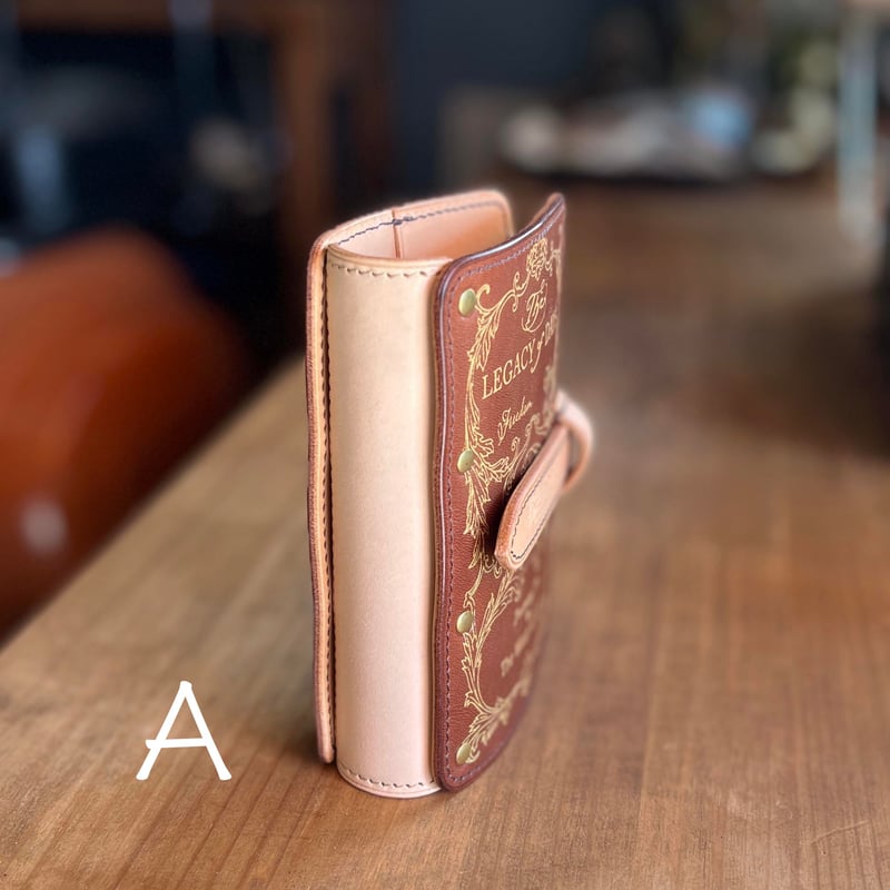 M6 【ヴィンテージ辞書テイスト】2点のみ | FREAKS&CO.