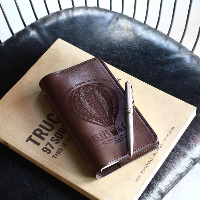 鯨と気球 バイブルサイズサイズ | FREAKS&CO.