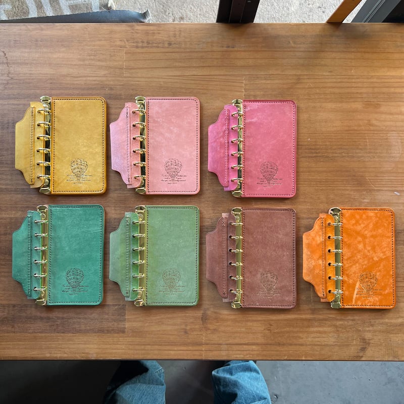 M6】ﾌﾗｯﾄﾃﾞｽｸﾊﾞｲﾝﾀﾞｰ 17色展開 ※受注生産 約2週間 | FREAKS&CO.