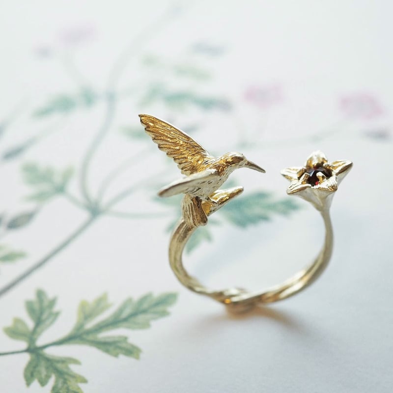 ハチドリと星のリング【受注制作 1ヶ月以内に発送】 | ehonno.