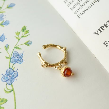 どんぐりの枝のイヤーカフ【受注制作 1ヶ月以内に発送】