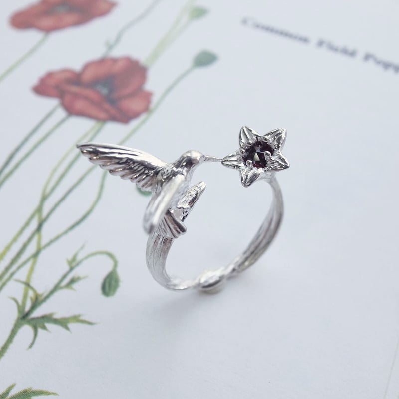 ハチドリと星のリング【受注制作 1ヶ月以内に発送】 | ehonno.